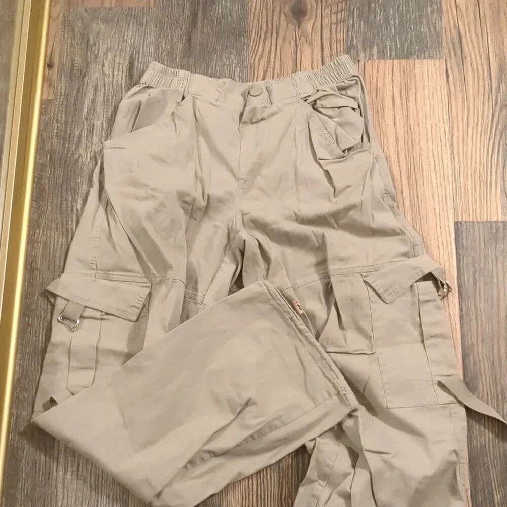 YMI All Day Cargo Pants size Small